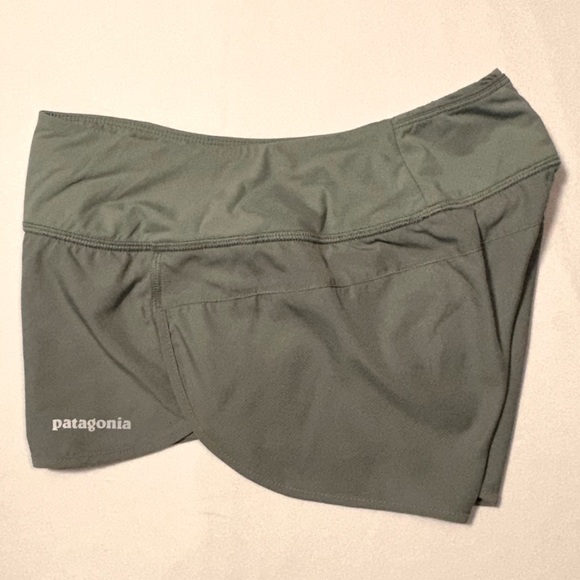 Patagonia Wonens Strider running Shorts 3 1/2 XS color sage green - Picture 2 of 10